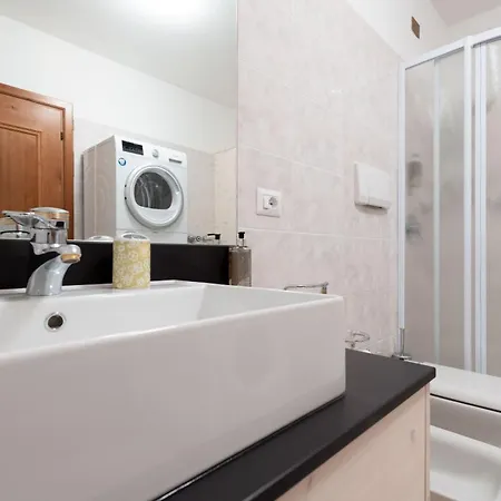 Sertorelli 64 Appartement *